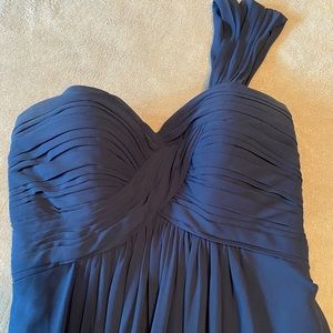 Women’s Bill Levkoff size 4 navy long dress. Worn once to a wedding